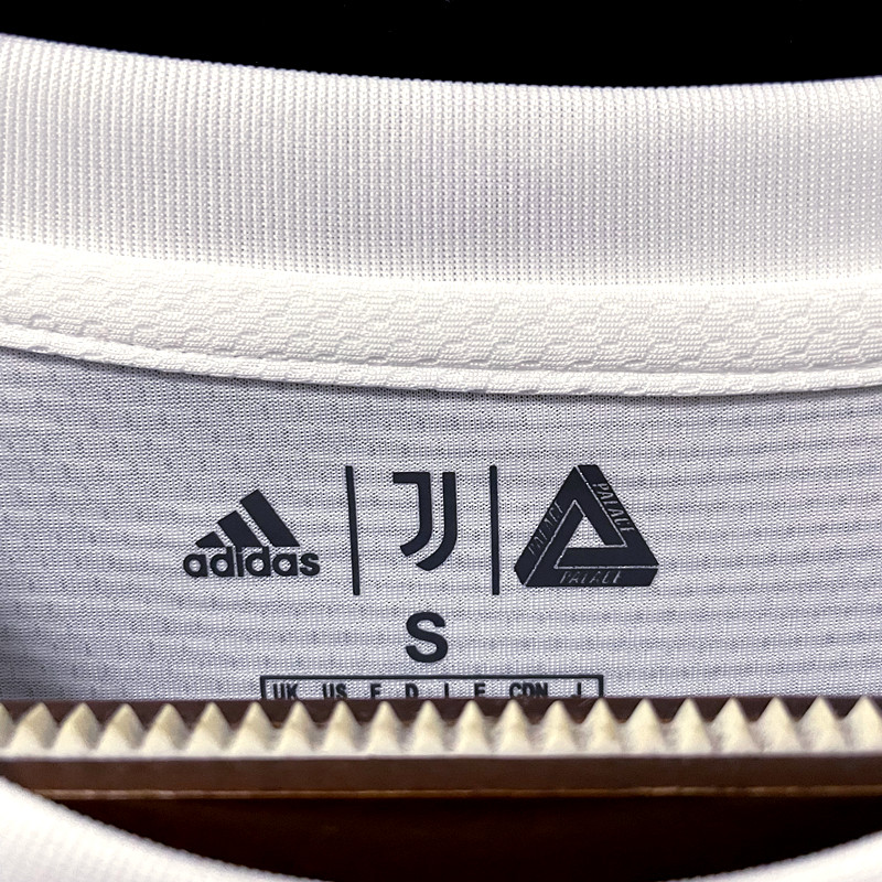 2019-20 Juventus Fourth Jersey