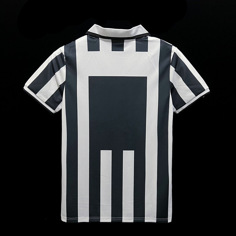 1995-96 Juventus Home Jersey
