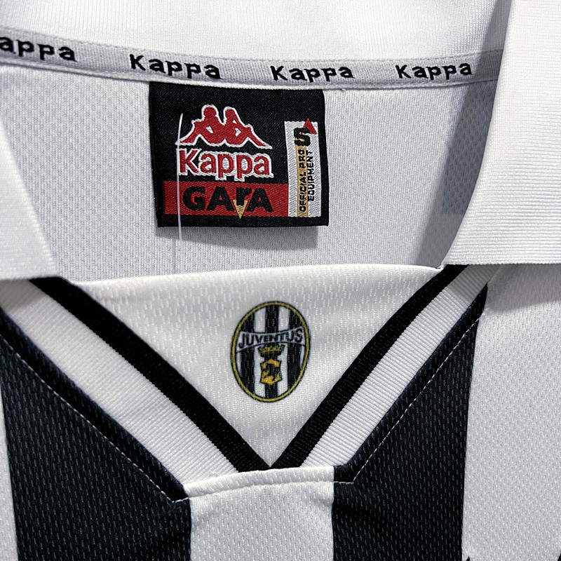 1995-96 Juventus Home Jersey