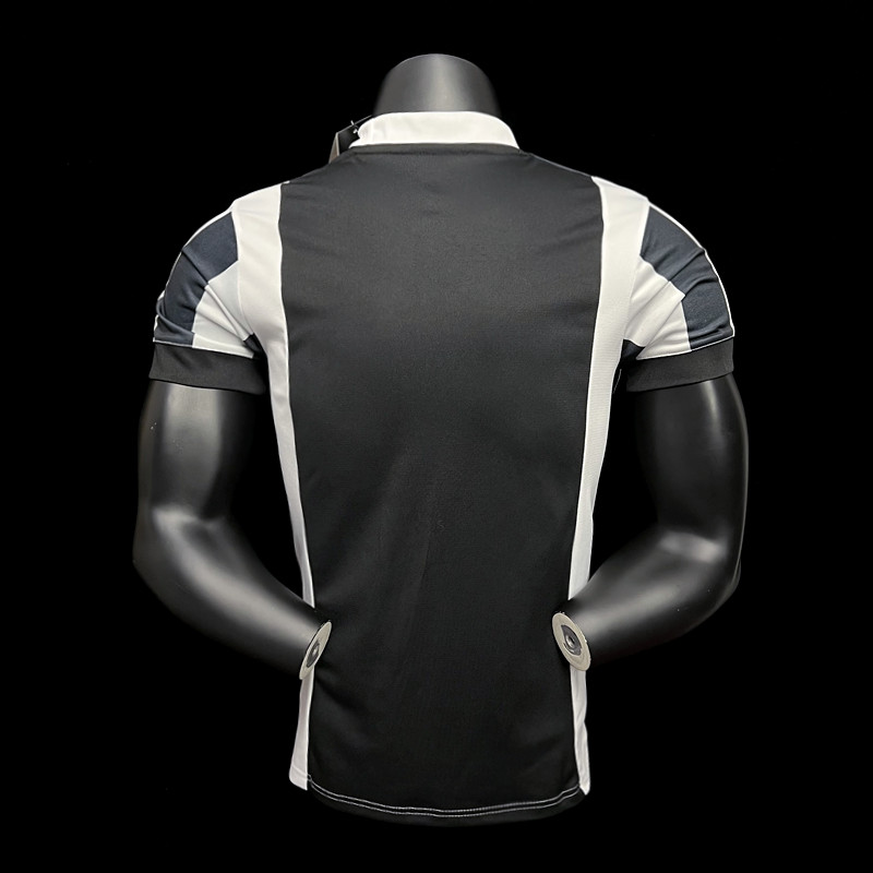 2017-18 Juventus 120th Anniversary Jersey