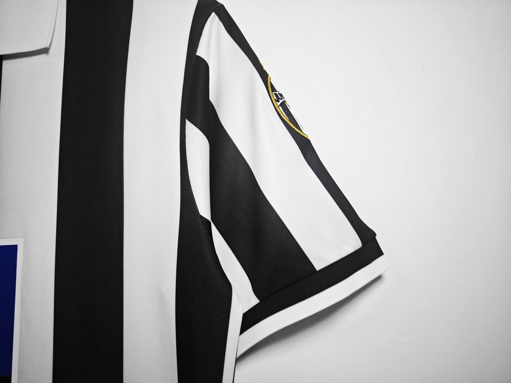 1998-99 Juventus Home Jersey
