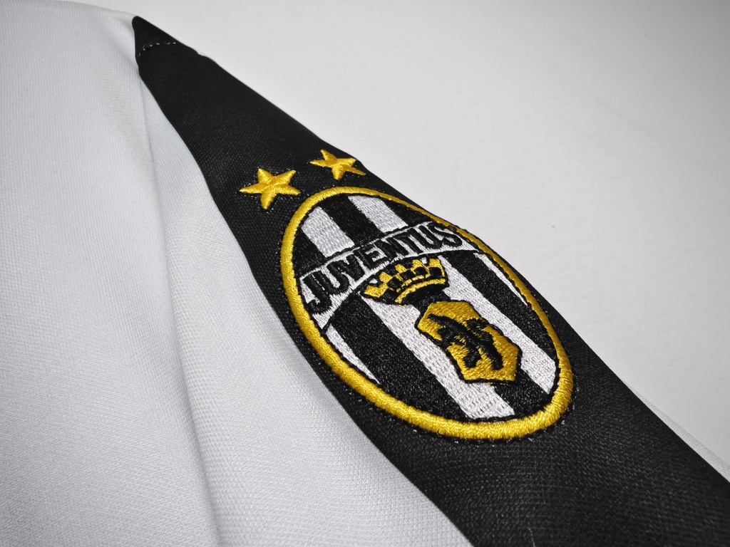 1998-99 Juventus Home Jersey