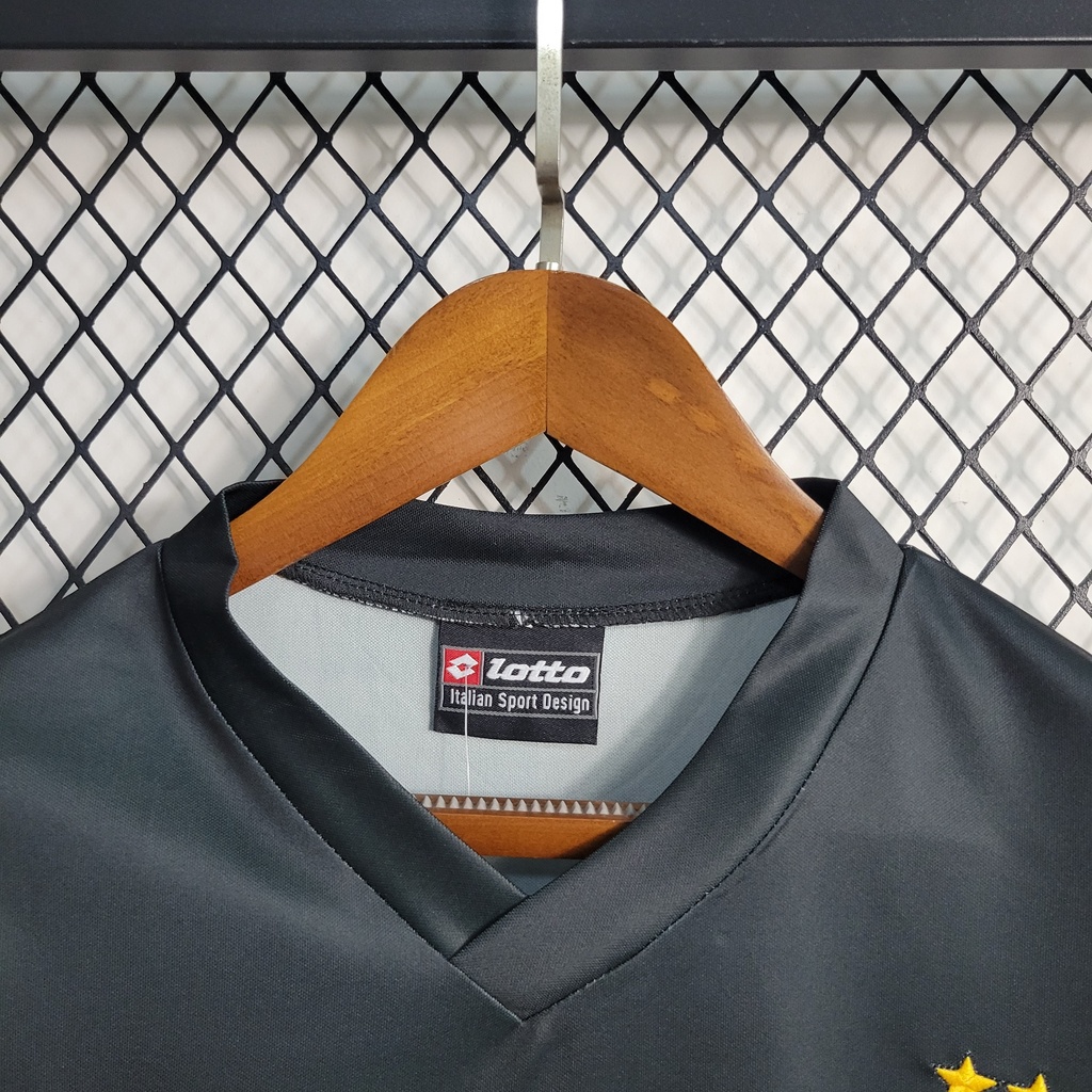 2001-02 Juventus Away Jersey