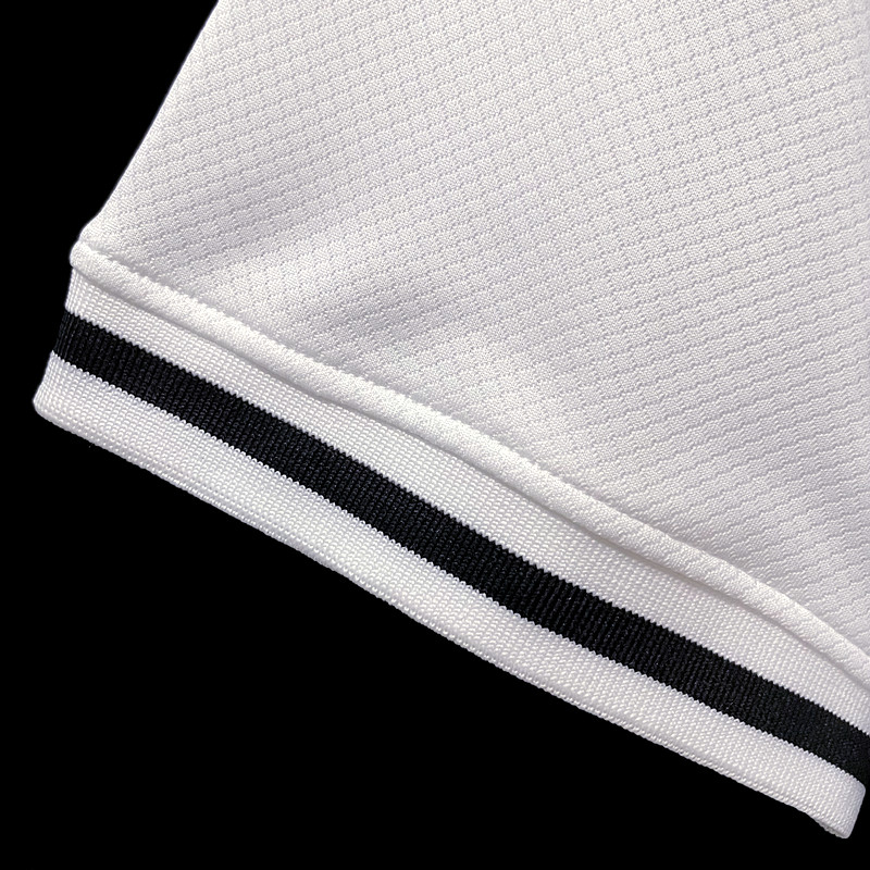 2022-23 Eintracht Frankfurt Home Jersey