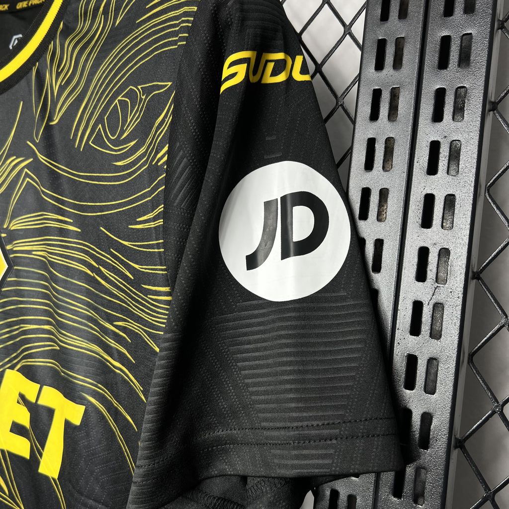 2024-25 Wolverhampton Wanderers Away Jersey