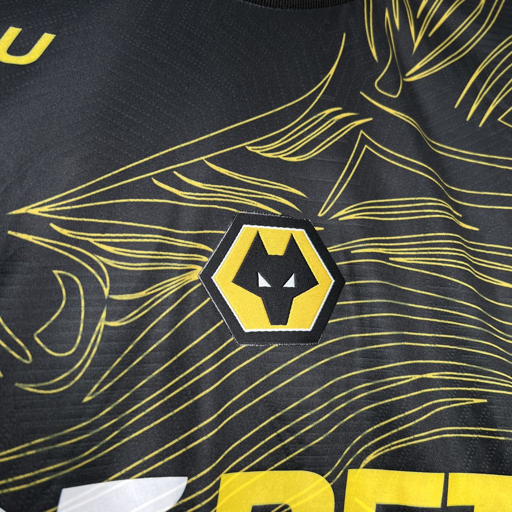 2024-25 Wolverhampton Wanderers Away Jersey