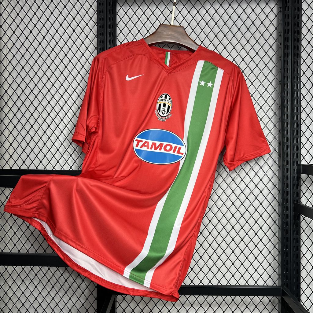 2005-06 Juventus Away Jersey