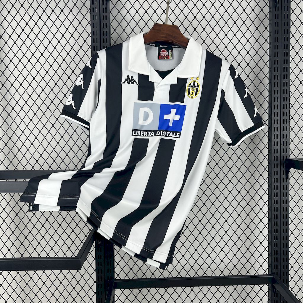 1999-00 Juventus Home Jersey