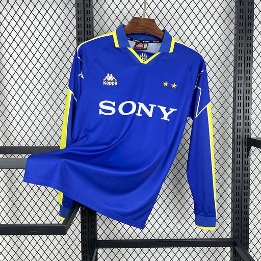 1996-97 Juventus Away Long Sleeve Jersey